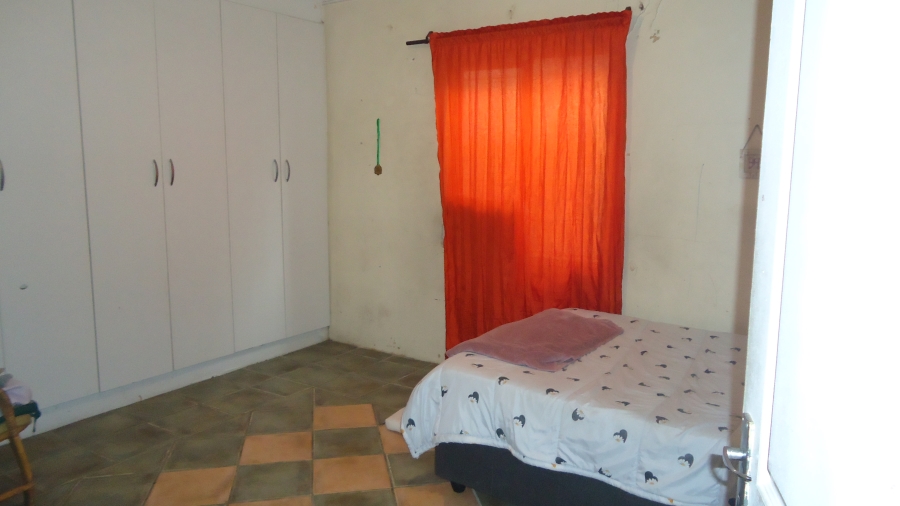 5 Bedroom Property for Sale in Delft Western Cape